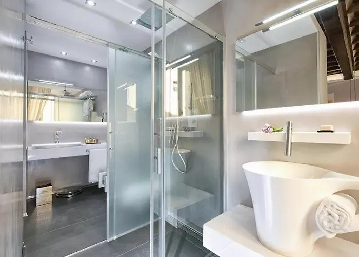 Domus Libera Guest house 4*