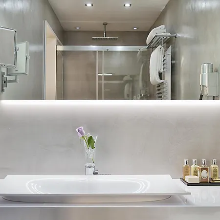 Domus Libera 4* Róma