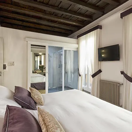 Domus Libera 4* Rome
